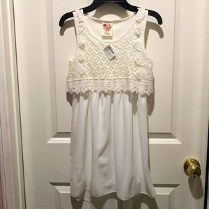 Girls dress in white/ivory, lace on top